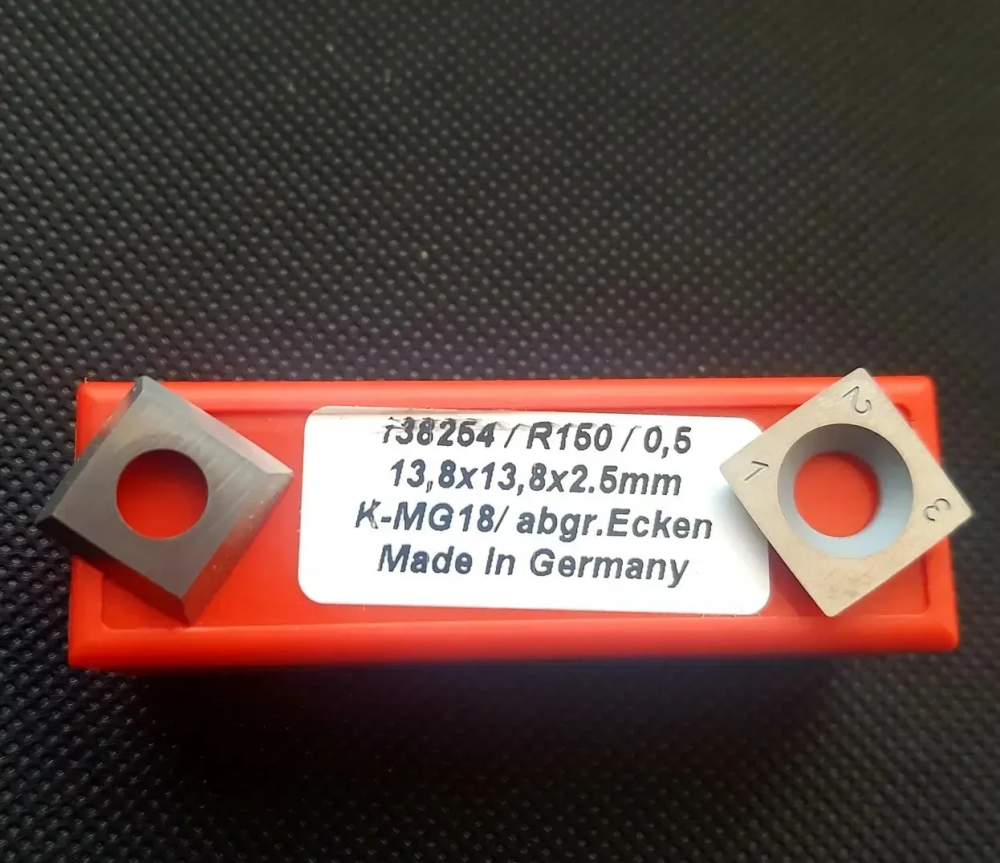 Нож для строгального вала шейпера HW: 13,8x13,8x2,5mm R=150 MG18 Jet